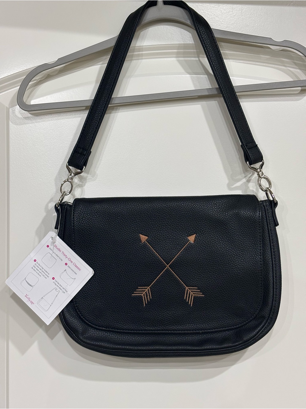 Thirty-One Black Shoulder Bag With Gold Arrow Motif